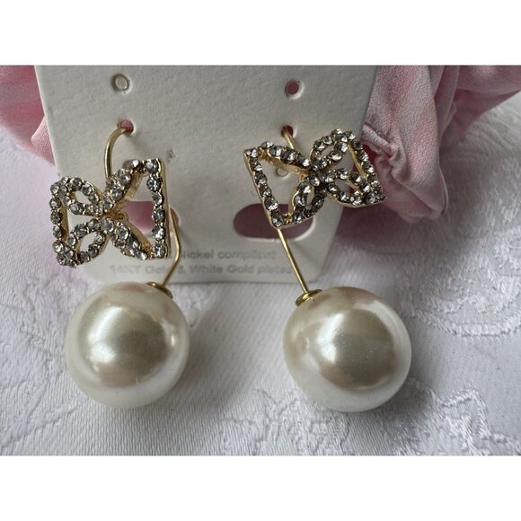 Mint 14KT White & Gold Plated Goldtone Pearl Bow Lead Free CZ Earrings NEW - Picture 1 of 8